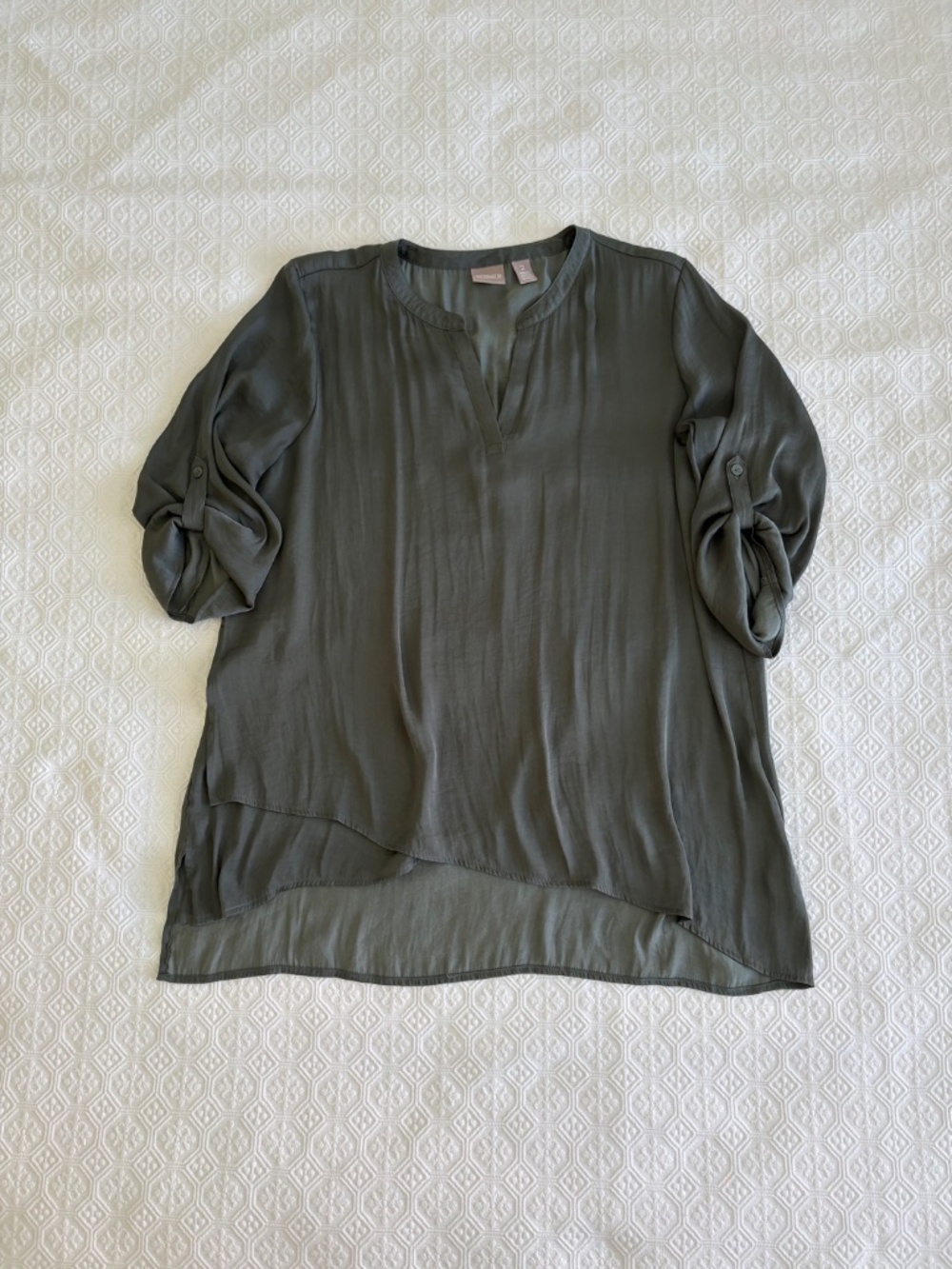 Chico's Olive Green Silky Tunic Blouse Size 2 (12/14) Roll Tab Sleeve